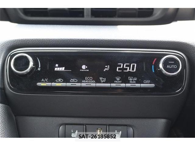 Toyota YARIS 2020-10 7510588-19
