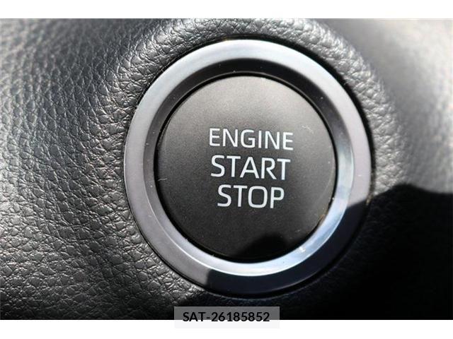 Toyota YARIS 2020-10 7510588-25