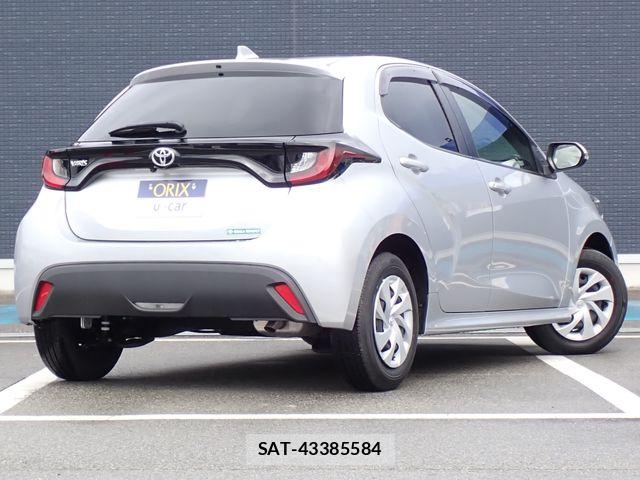 Toyota YARIS 2024-04 7510589-2