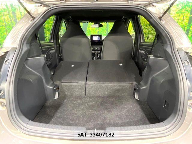 Toyota YARIS 2021-03 7504101-9