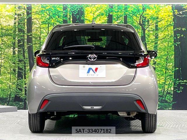 Toyota YARIS 2021-03 7504101-14