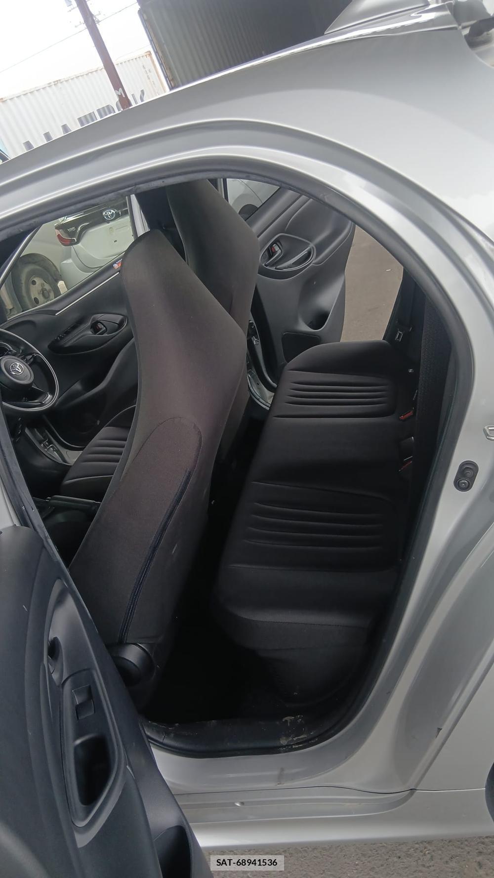 Toyota YARIS 2021 6848858-9