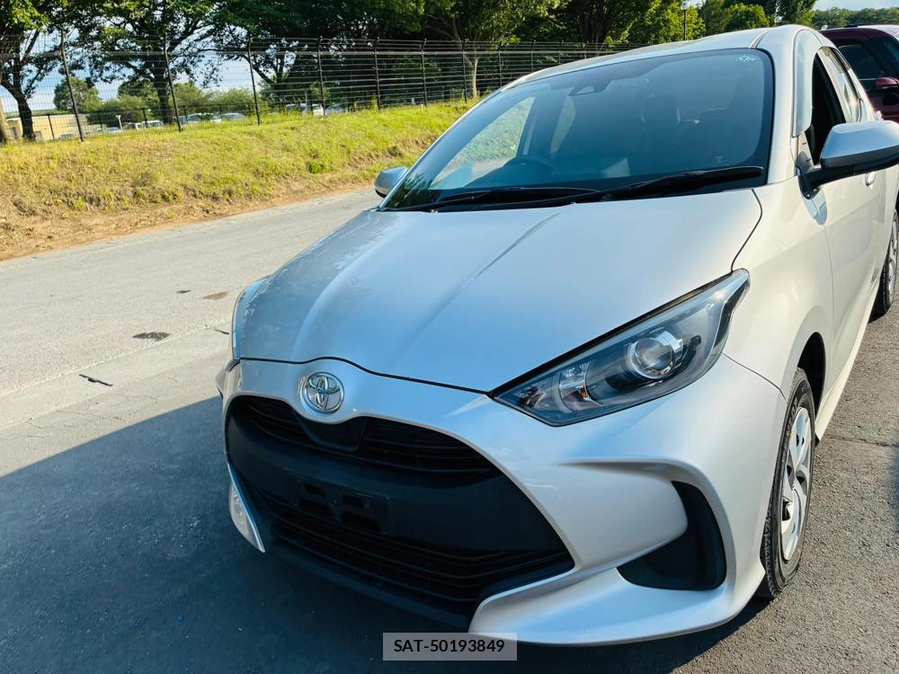 Toyota YARIS 2021 7043694-0