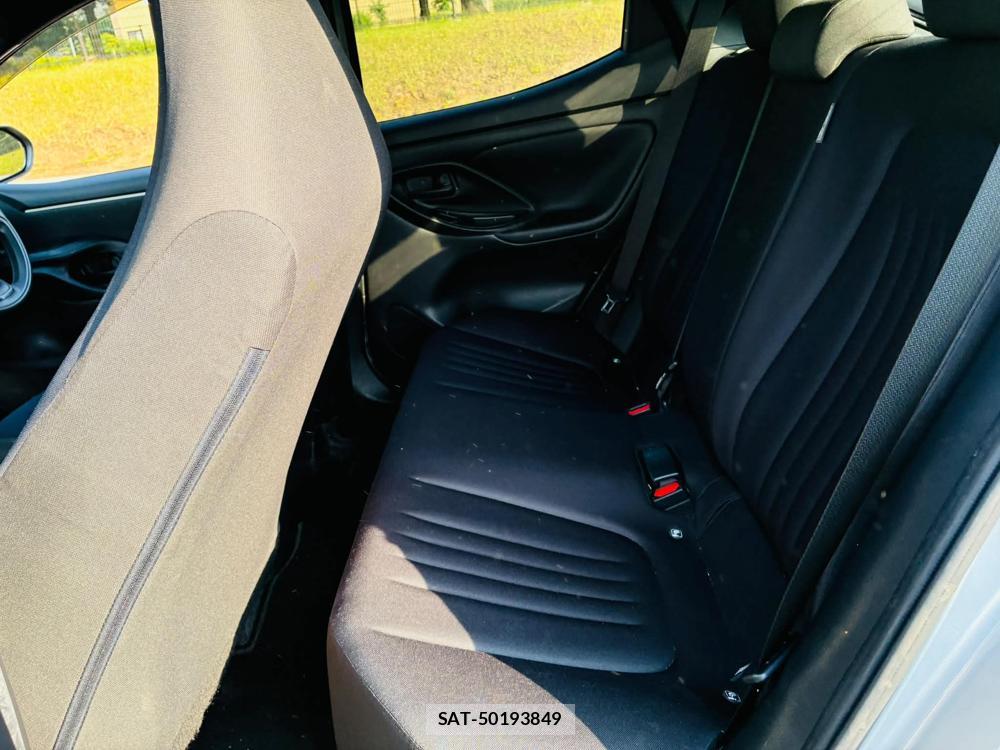 Toyota YARIS 2021 7043694-9