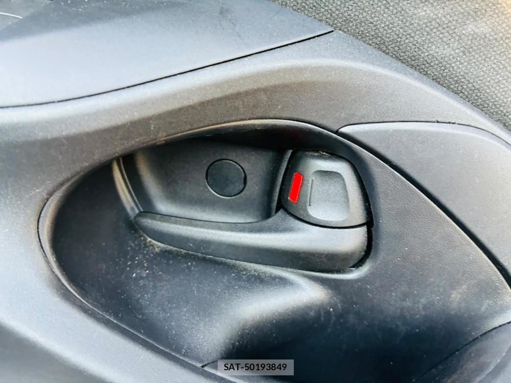 Toyota YARIS 2021 7043694-19