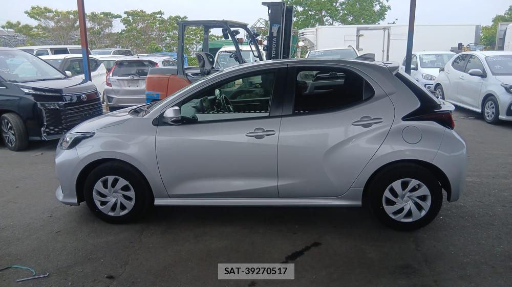 Toyota YARIS 2021 6848857-1