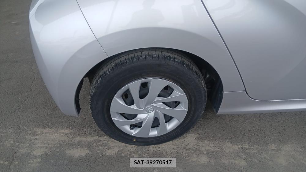 Toyota YARIS 2021 6848857-26
