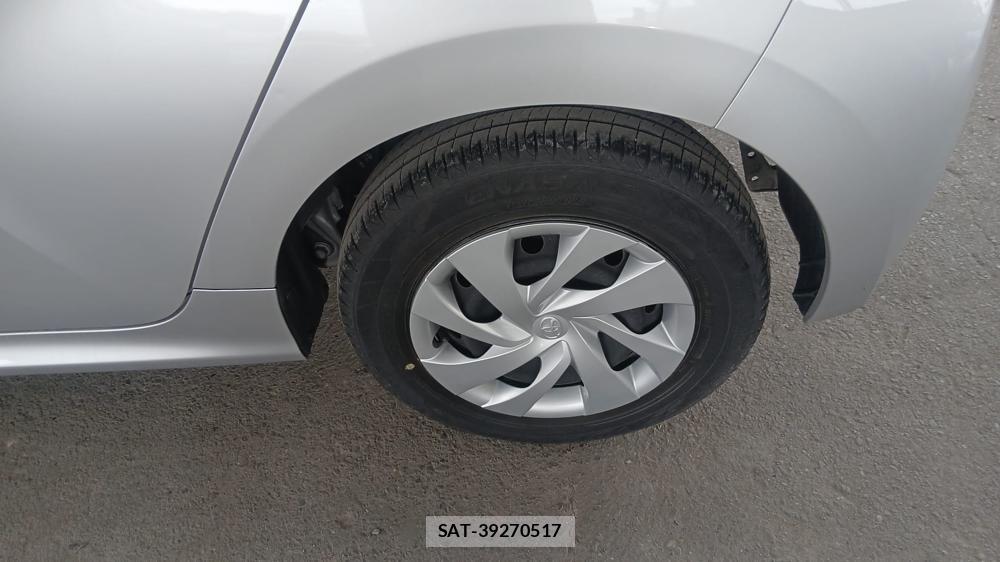 Toyota YARIS 2021 6848857-29