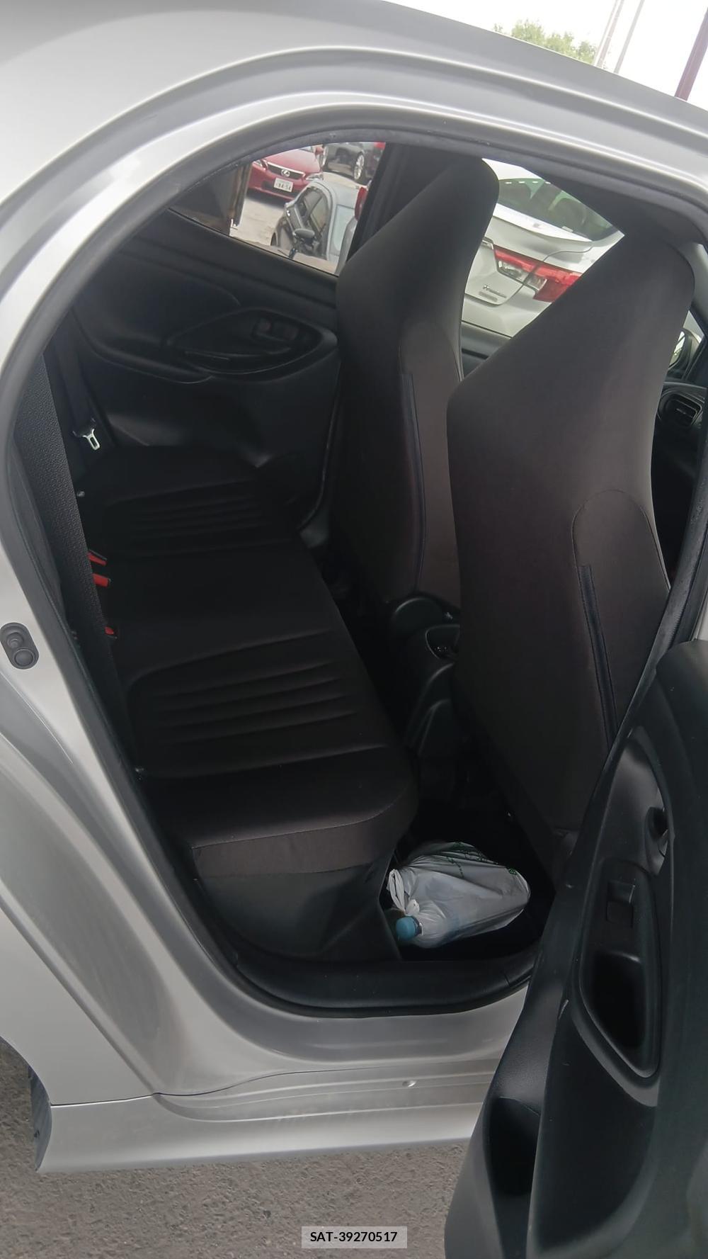 Toyota YARIS 2021 6848857-8