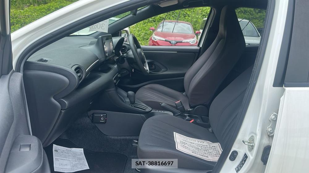 Toyota YARIS 2021 6788180-10