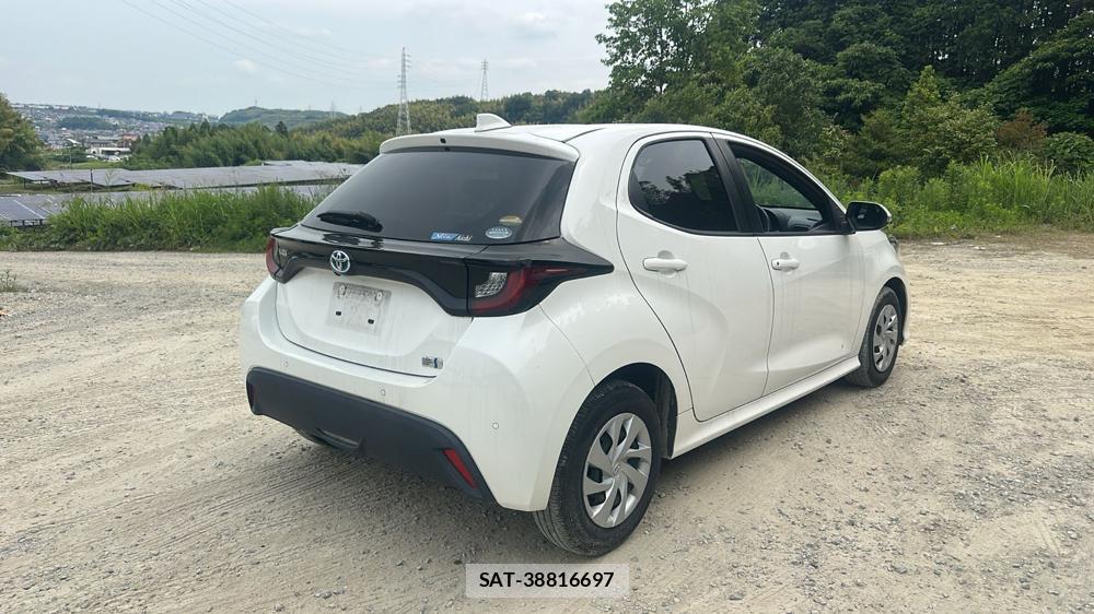 Toyota YARIS 2021 6788180-4