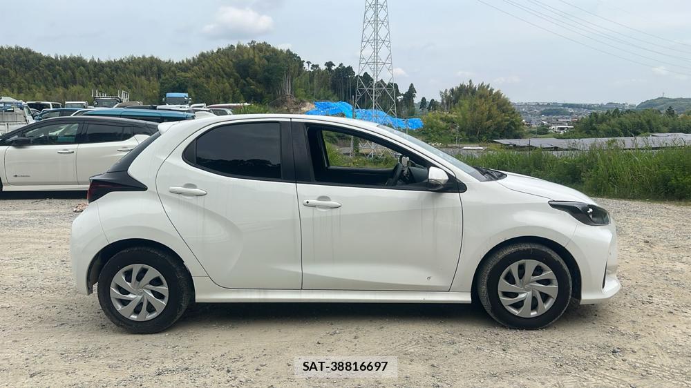 Toyota YARIS 2021 6788180-5
