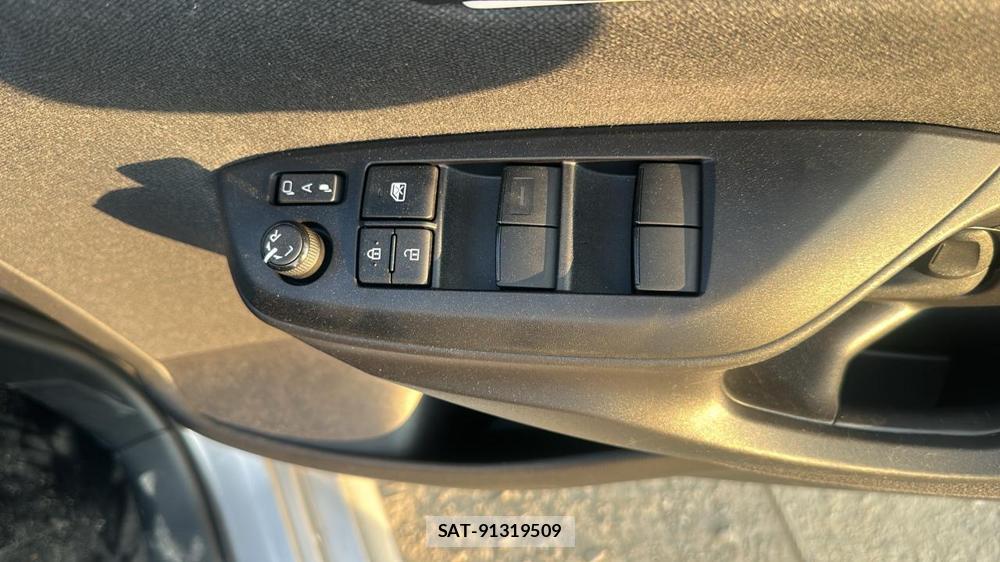 Toyota YARIS 2021 6804902-20