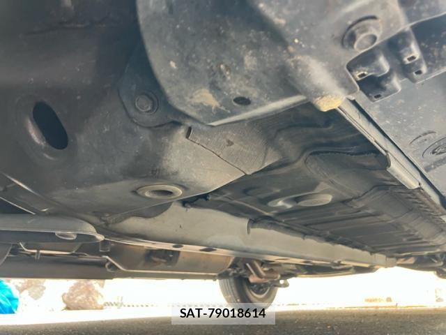 Toyota YARIS 2020-03 7563125-12