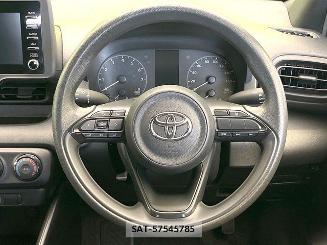 Toyota YARIS 2020-07 7563124-10
