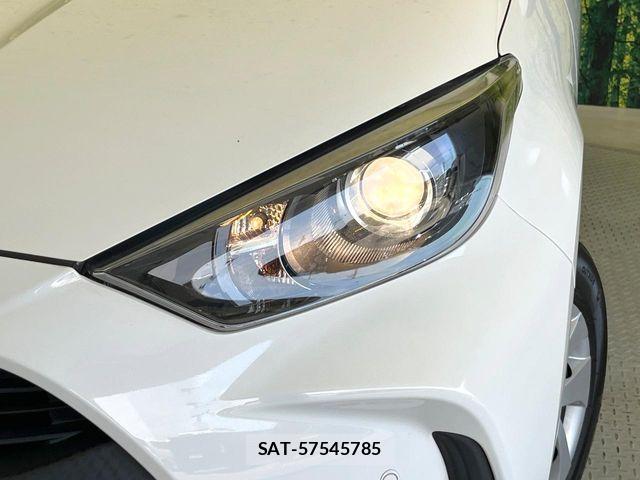Toyota YARIS 2020-07 7563124-11