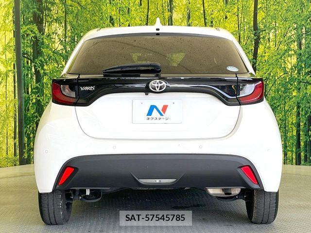 Toyota YARIS 2020-07 7563124-14