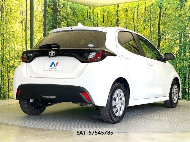 Toyota YARIS 2020-07 7563124-16