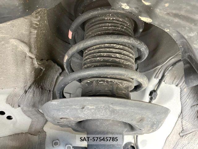Toyota YARIS 2020-07 7563124-19