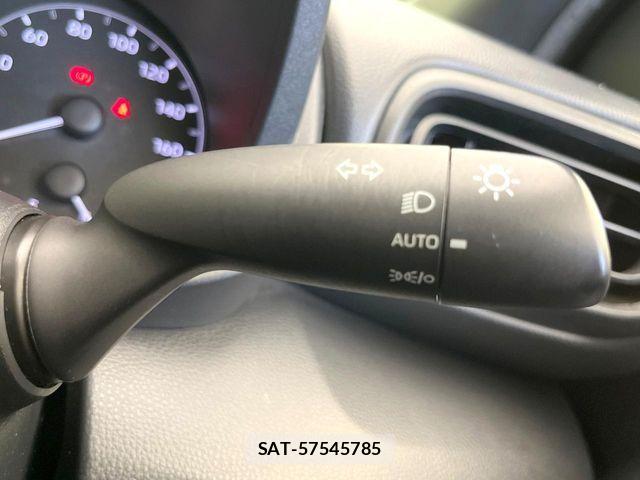 Toyota YARIS 2020-07 7563124-6