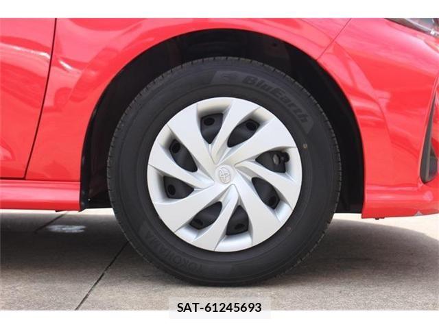 Toyota YARIS 2021-02 7621603-14