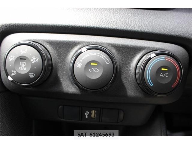 Toyota YARIS 2021-02 7621603-4