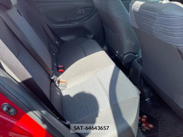 Toyota YARIS 2022-10 7621595-9