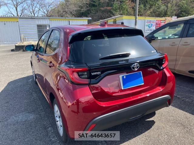 Toyota YARIS 2022-10 7621595-1