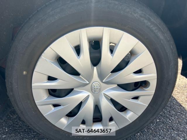 Toyota YARIS 2022-10 7621595-6