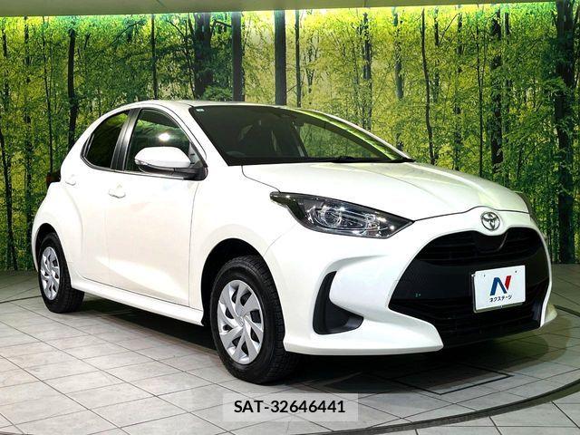 Toyota YARIS 2022-03 7621596-15