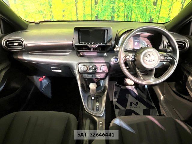 Toyota YARIS 2022-03 7621596-1
