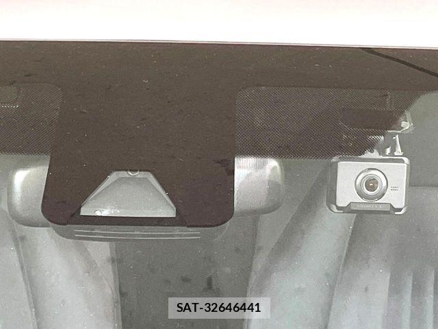 Toyota YARIS 2022-03 7621596-2