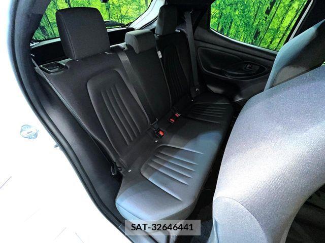Toyota YARIS 2022-03 7621596-8