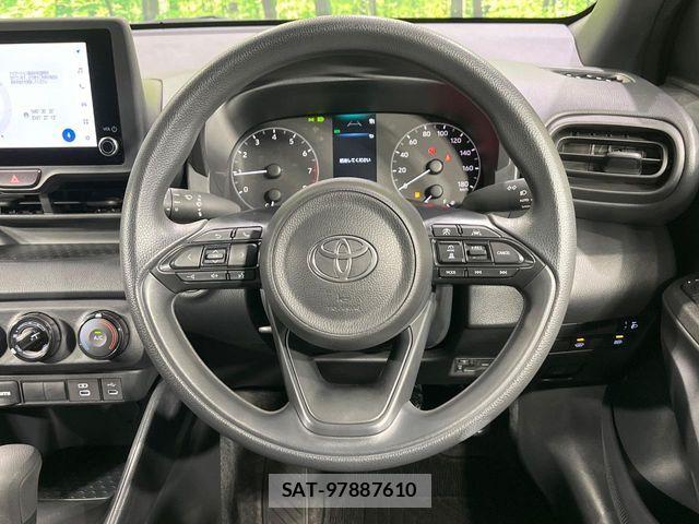 Toyota YARIS 2024-08 7621594-11