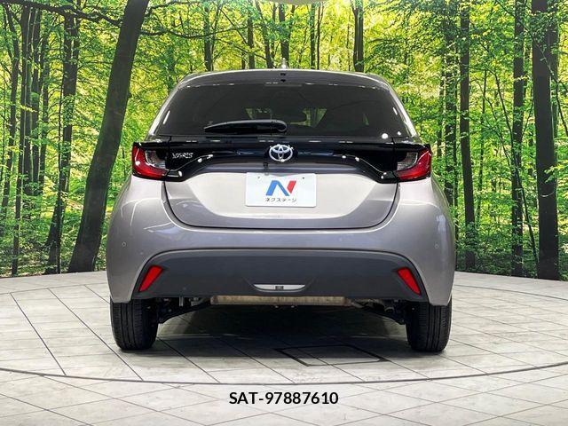 Toyota YARIS 2024-08 7621594-15