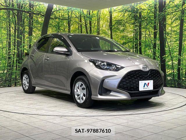 Toyota YARIS 2024-08 7621594-16