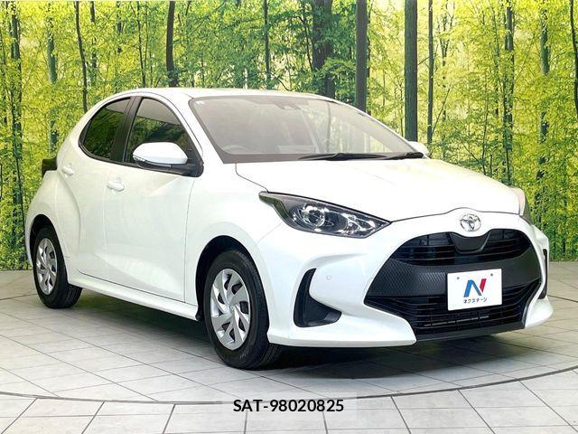 Toyota YARIS 2022-08 7621600-15