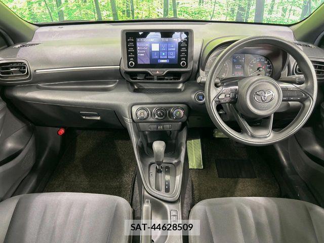 Toyota YARIS 2022-08 7621599-1