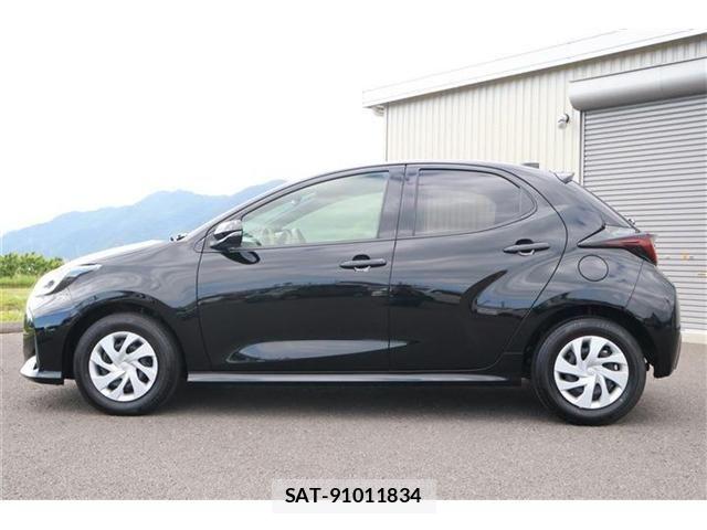 Toyota YARIS 2023-01 7621597-28