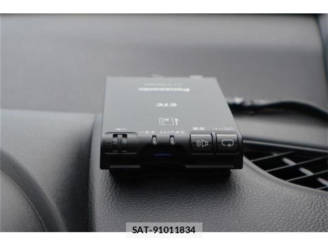 Toyota YARIS 2023-01 7621597-4