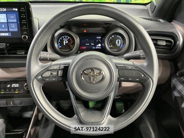 Toyota YARIS 2020-05 7621601-10