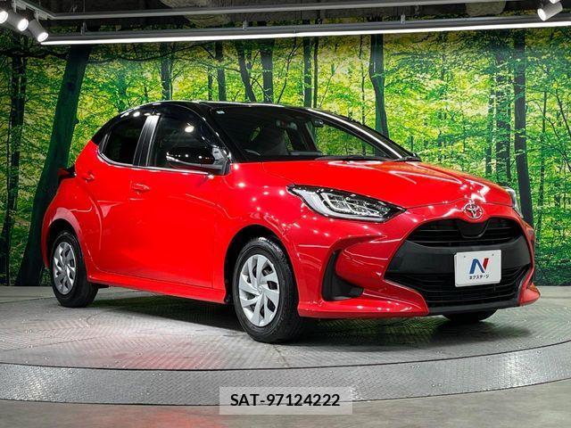 Toyota YARIS 2020-05 7621601-15