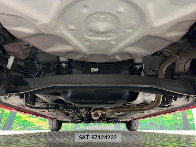 Toyota YARIS 2020-05 7621601-18