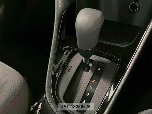 Toyota YARIS 2021-06 7621598-9