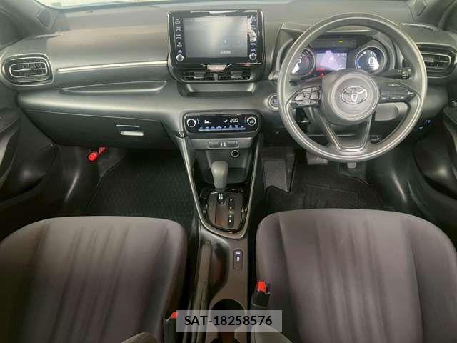 Toyota YARIS 2021-06 7621598-13