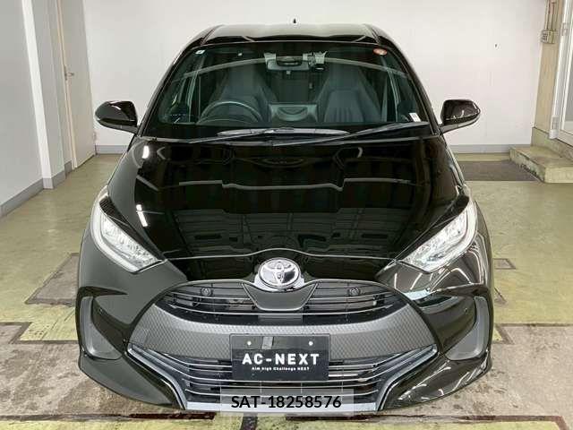 Toyota YARIS 2021-06 7621598-15