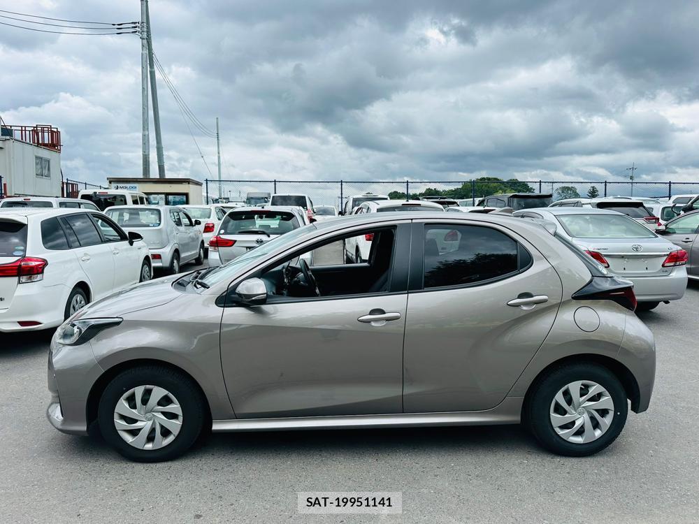 Toyota YARIS 2024-05 7638780-1