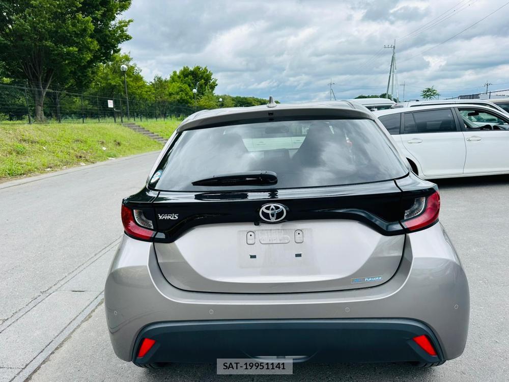 Toyota YARIS 2024-05 7638780-3