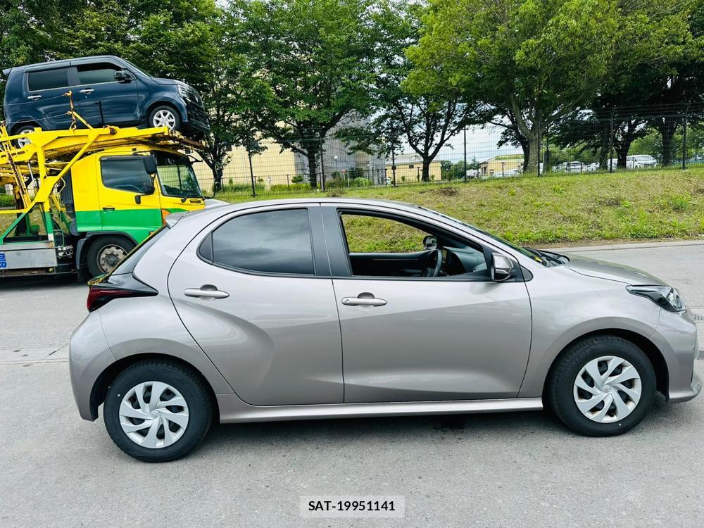 Toyota YARIS 2024-05 7638780-5