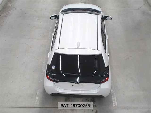 Toyota YARIS 2024-06 7681082-1